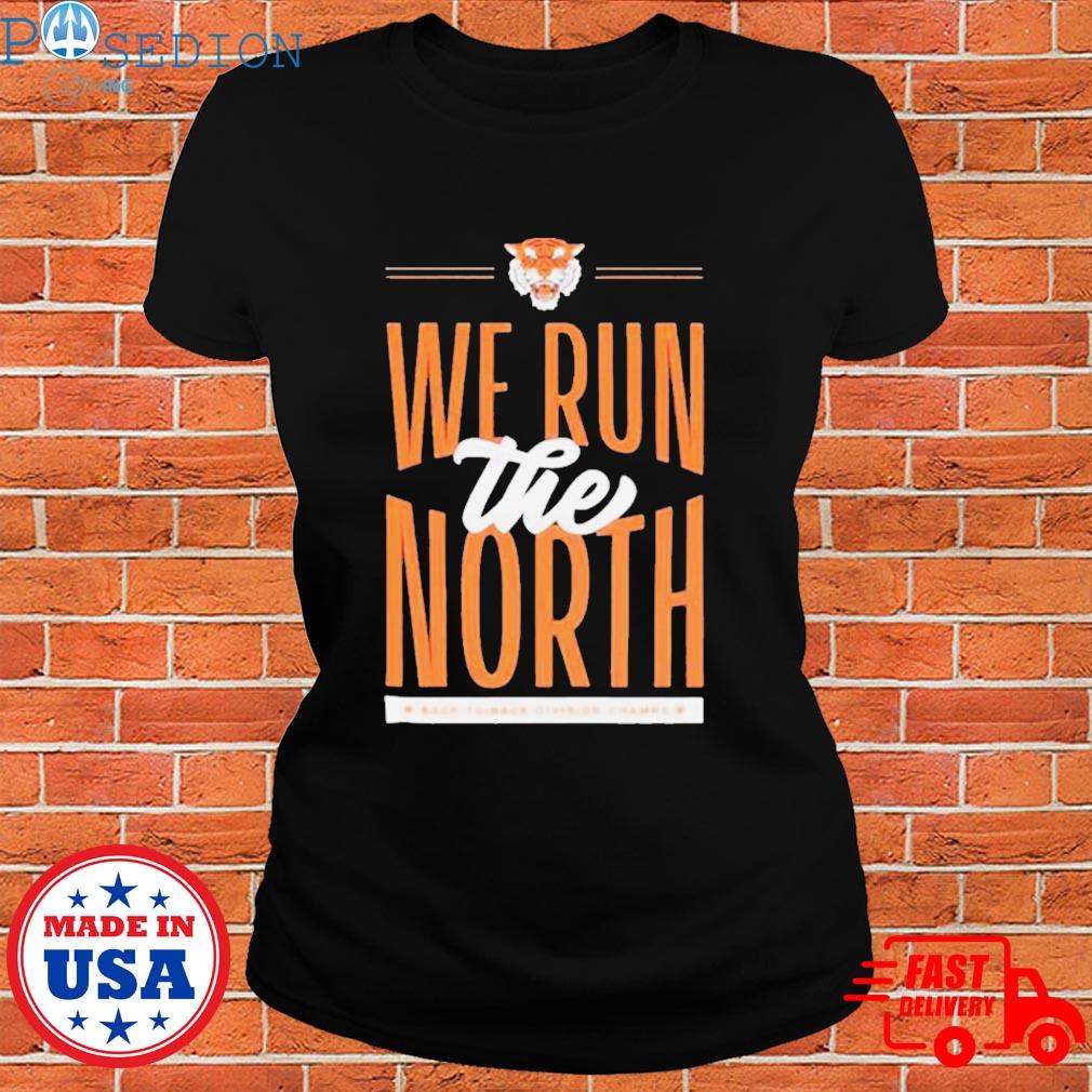 Official we run the north cincinnatI bengals back to back Division champs  T-shirt, hoodie, tank top, sweater and long sleeve t-shirt