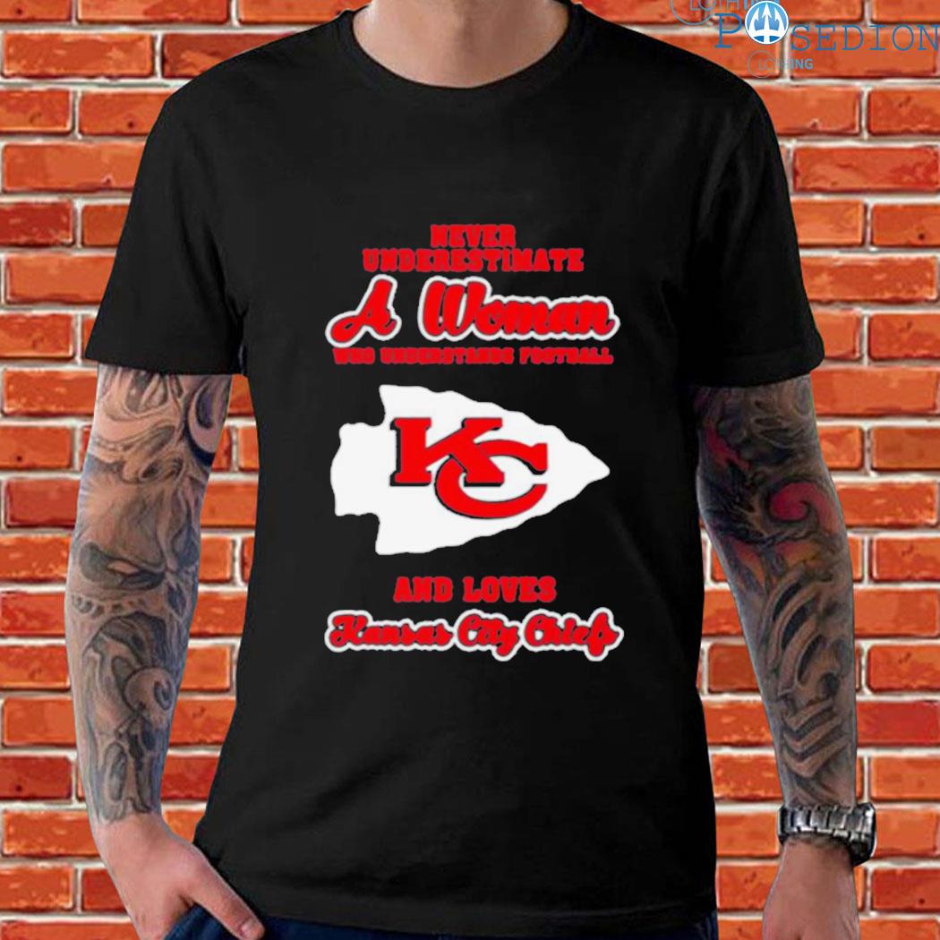 Kansas City Chiefs Never Underestimate The Heart Of A Chiefs T-Shirt -  TeeNavi