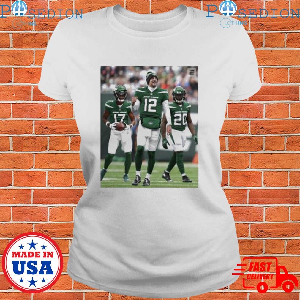 Official garrett Wilson 17 New York Jets football retro poster shirt, hoodie,  sweater, long sleeve and tank top