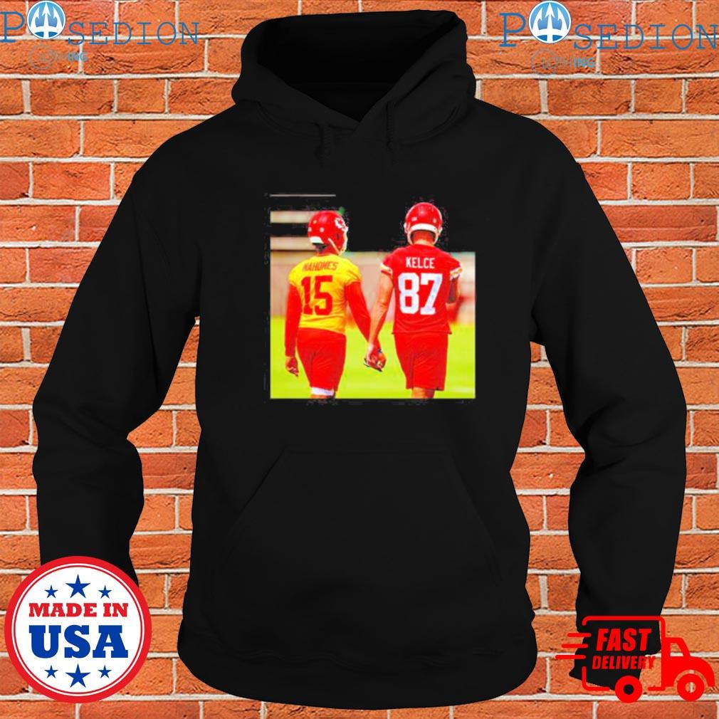 Patrick mahomes and travis kelce holding hand funny picture shirt, hoodie,  sweater, long sleeve and tank top