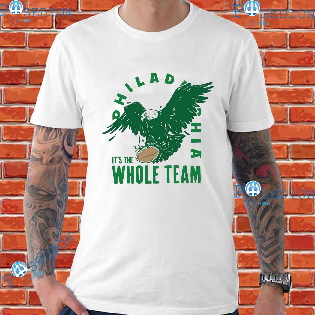 It's the whole team Philadelphia Eagles shirt